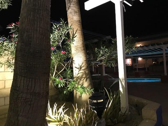 ديزيرت هوت سبرينغز Desert Rain Spa Hotel المظهر الخارجي الصورة